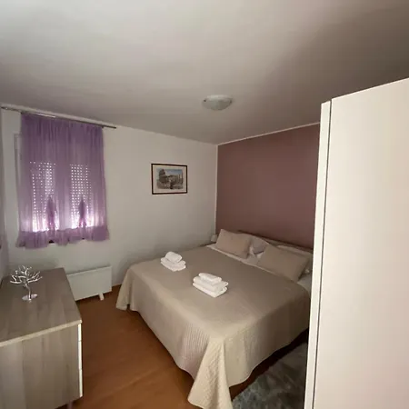 Three Bedroom Apartmant With Sea View & Terrace - Angela's شقة زادار