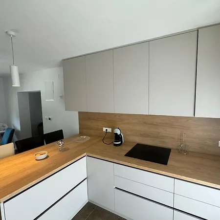 Three Bedroom Apartmant With Sea View & Terrace - Angela's Daire