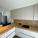 Three Bedroom Apartmant With Sea View & Terrace - Angela's Apartman