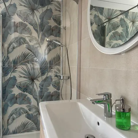 Three Bedroom Apartmant With Sea View & Terrace - Angela's *