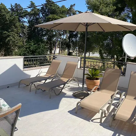 Three Bedroom Apartmant With Sea View & Terrace - Angela's Zadar