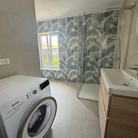 Three Bedroom Apartmant With Sea View & Terrace - Angela's